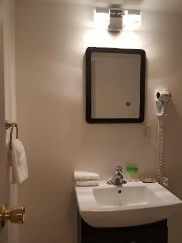 *** Hotel Pembroke Inn Toronto Canada