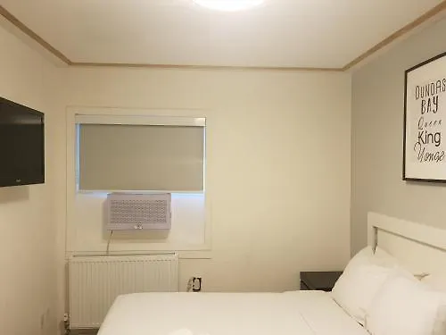 Pembroke Inn Toronto 3*,