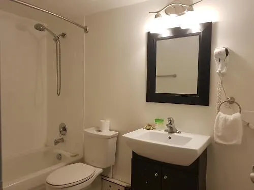 Hotel Pembroke Inn Toronto